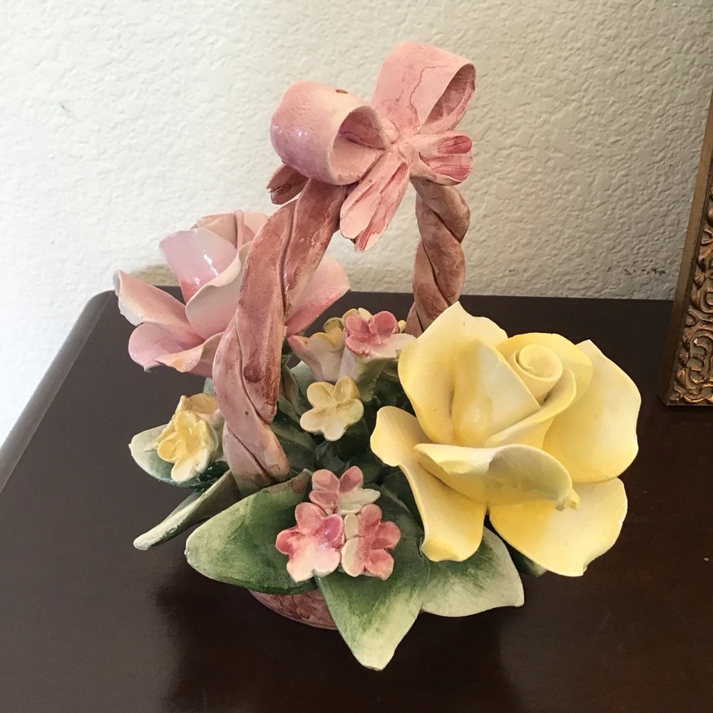 Capodimonte vintage hand painted porcelain flower basket Italy